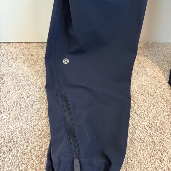 Lululemon Adapted State High-Rise Jogger
Full Length - Picture 3 of 3